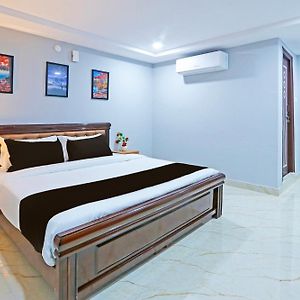 Super Townhouse Qualia Elite S R Nagar